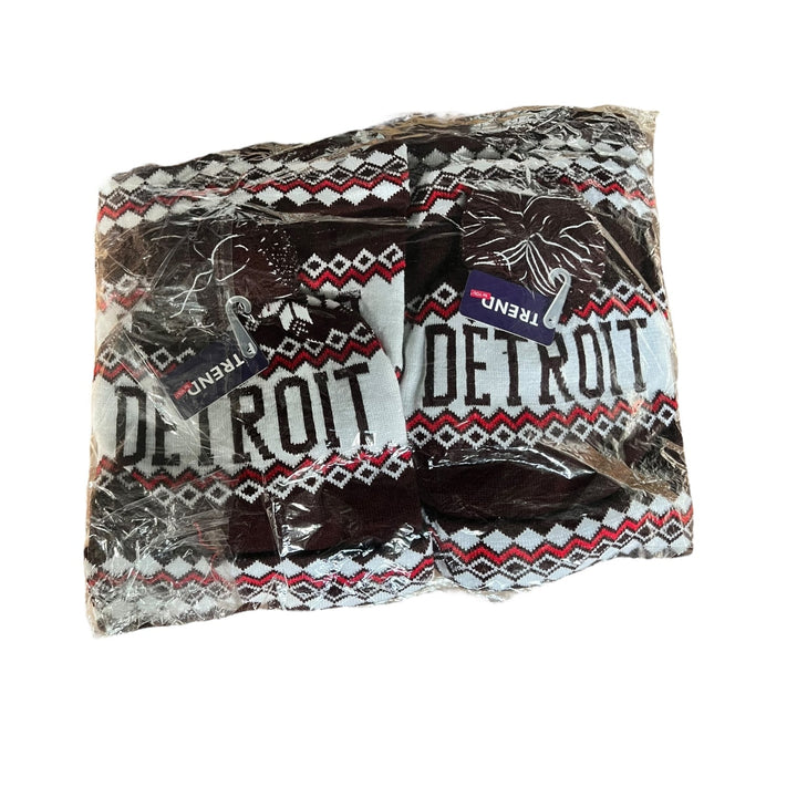 Pom Pom Hats Detroit 12-Pack-Reval Distributor