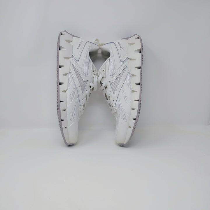 Reebok Zig Vector Women's Tennis Shoes in white size 11