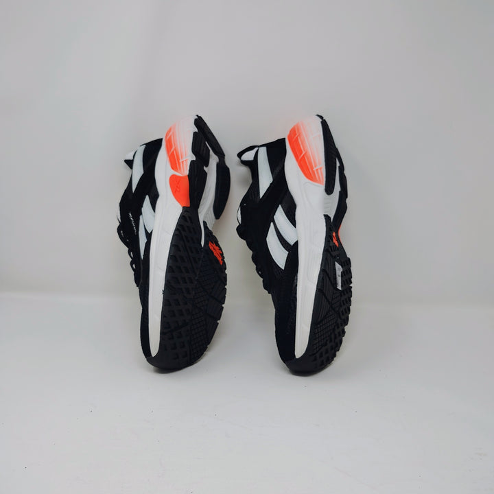 Reebok Royal Pervader low-top sneakers in a black, white, and solar orange size 8.5